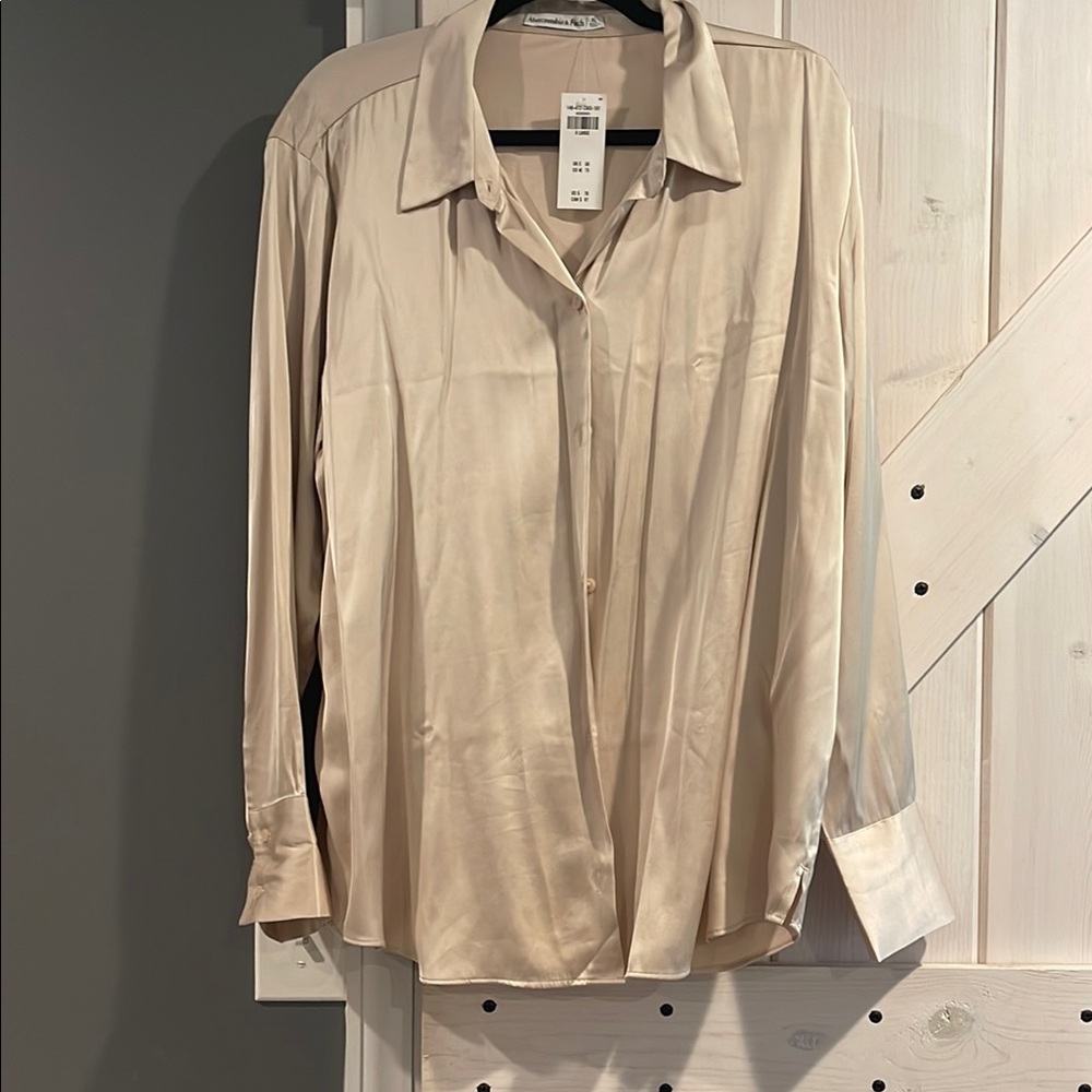 Abercrombie & Fitch Women's Cream Blouse